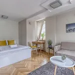 Plater Apartment