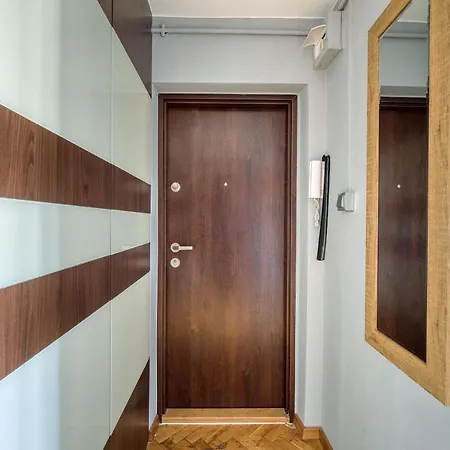 Plater Apartment
