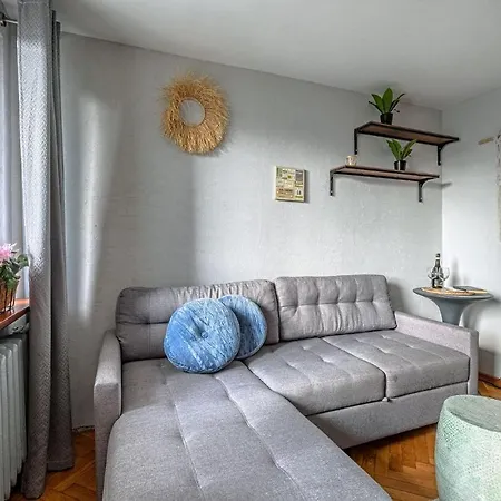 Plater Apartment *
